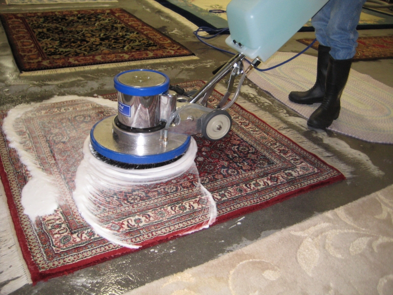 بررسی شست و شوی نانو با اعلاشویی فرش در قالیشویی ها