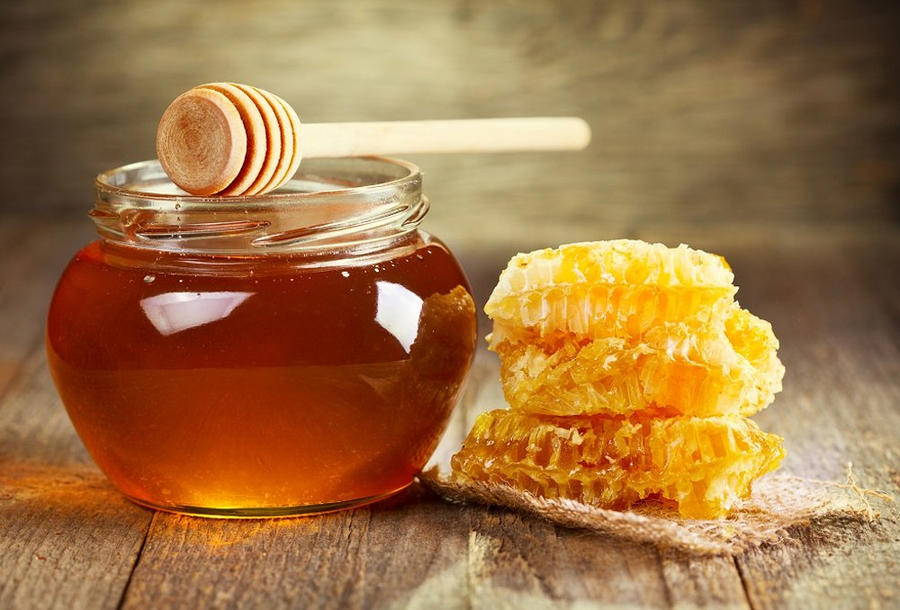 چرا در خوراکی ها به عسل طلای زرد و به هل طلای سبز می گویند؟